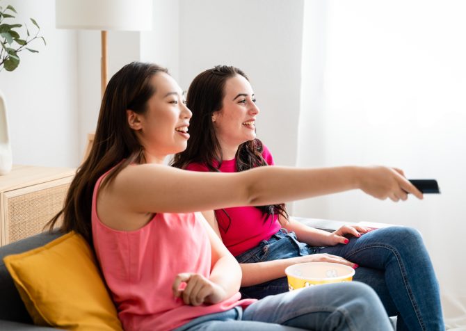日本とアメリカのポップカルチャー比較:20代が体感する楽しみ方とトレンドの違い